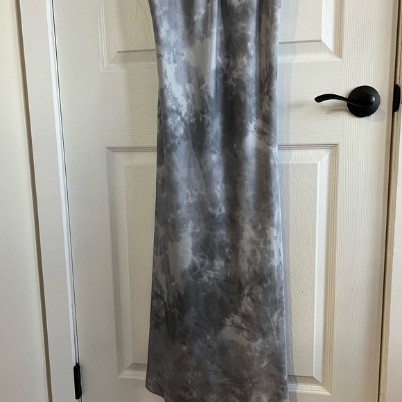 Calvin Klein women long dress. - Picture 2 of 8